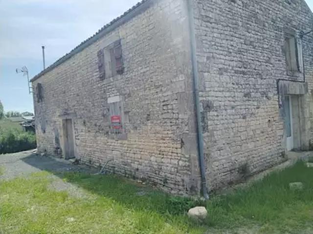 Maison vente à Saint-Jean-d'Angély, Thors