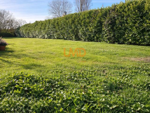 Terrain vente à France métropolitaine, Thors