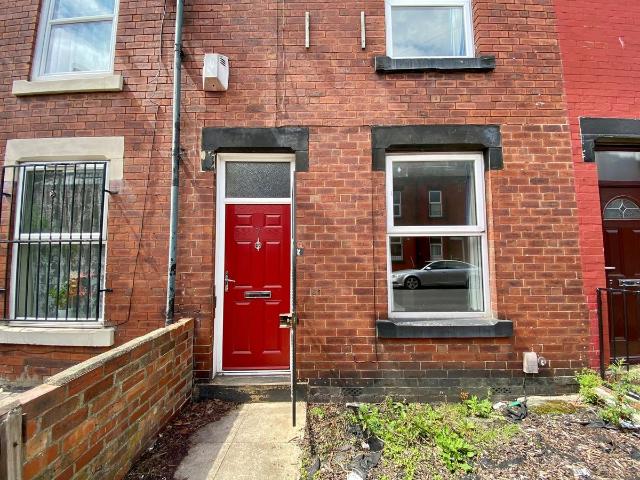House for rent in Hyde Park, West Yorkshire