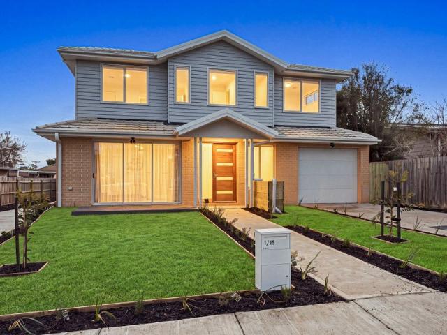 Townhouse for rent in Mornington, Melbourne