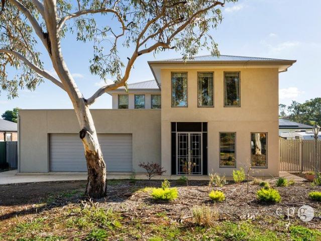 House for sale in Harcourt, Victoria