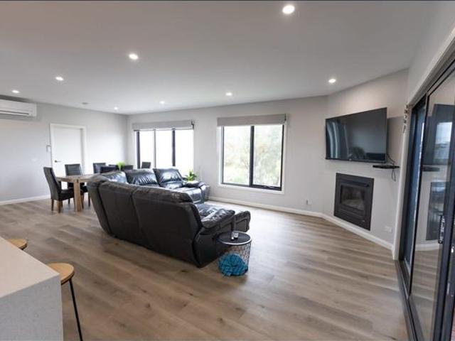 House for rent in Indented Head, Victoria