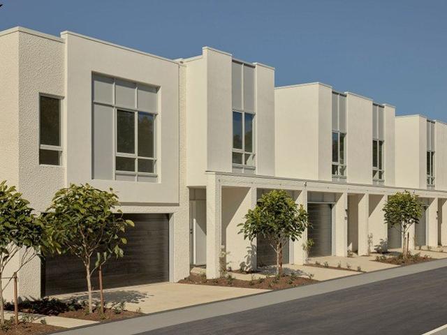 Townhouse for rent in Toombul, Queensland
