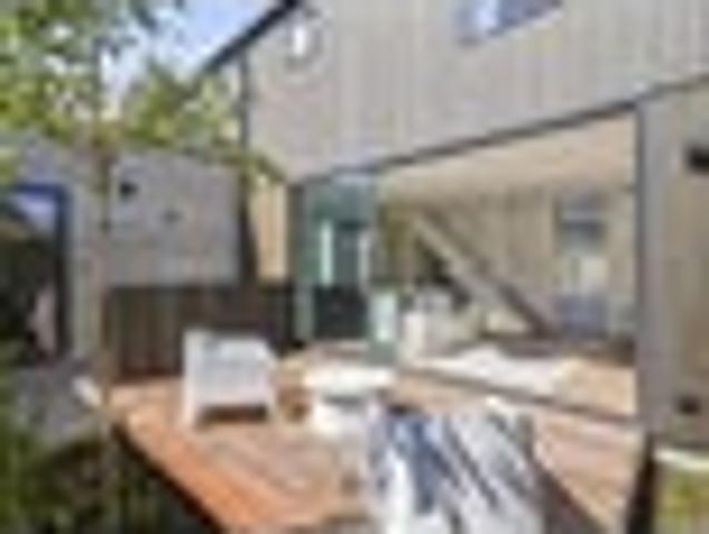 Townhouse for sale in Saint Albans, Canterbury