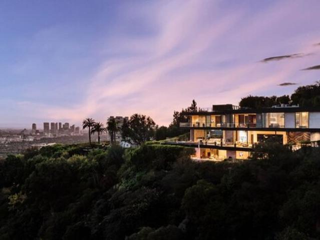 House for sale in Canoga Park, California