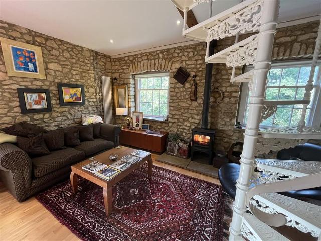 Apartment for rent in Bradpole, Bridport