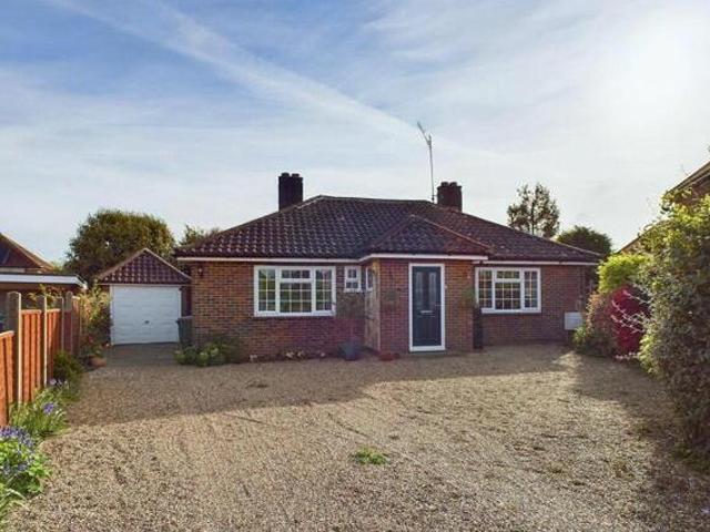House for sale in Highwood, Horsham