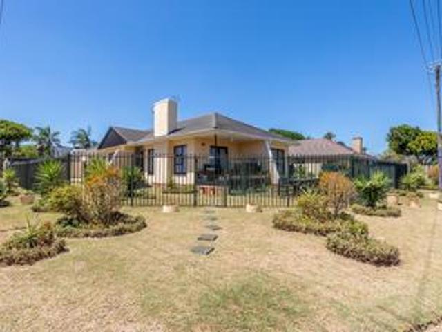 House for sale in Goodwood, Western Cape