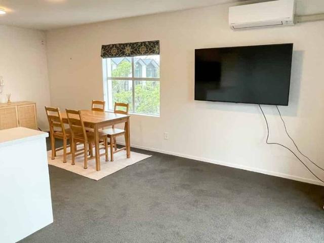 Apartment for rent in Heathcote, Canterbury