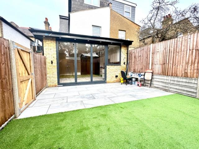 Apartment for rent in London Borough of Barnet, Greater London