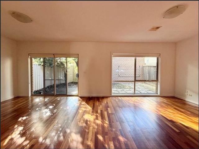 Townhouse for rent in Camerons Creek, Victoria