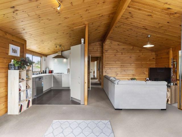 House for rent in Waiata Shores, Papakura