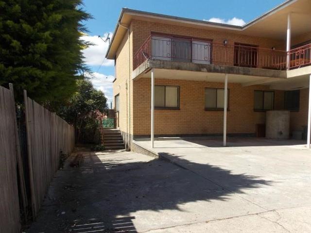 Property for rent in Macquarie, Australian Capital Territory