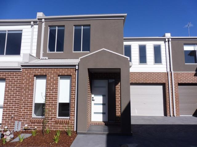 Townhouse for rent in Camerons Creek, Victoria