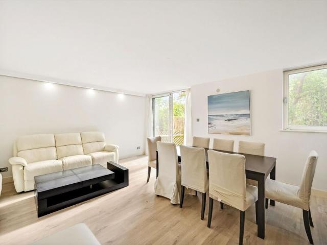 Apartment for rent in St. George in the East, Wapping