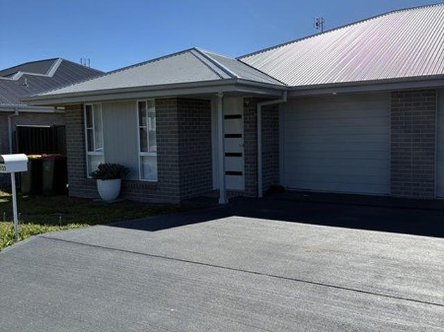 Duplex for rent in Piallamore, New South Wales