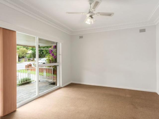 House for rent in Wollongong West, New South Wales