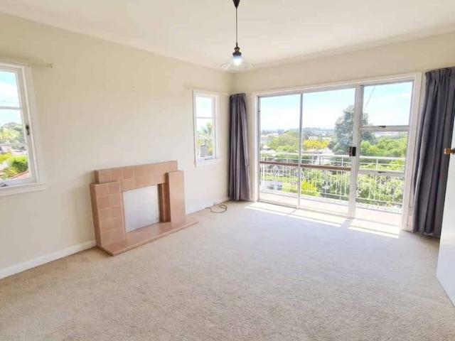 House for rent in One Tree Hill, Oroua County