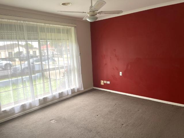House for rent in Kingston Gardens, Melbourne