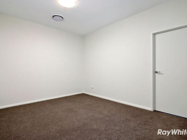 Townhouse for rent in Kellyville