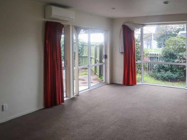 House for rent in Chaslands, Canterbury