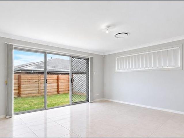 House for rent in Oran Park, Sydney