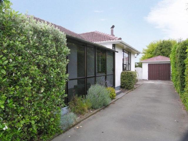 Room for rent in Chaslands, Canterbury