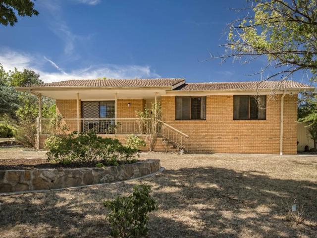 House for rent in Weston, District of Weston Creek