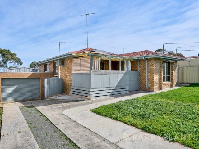 House for rent in Endeavour Hills, Melbourne