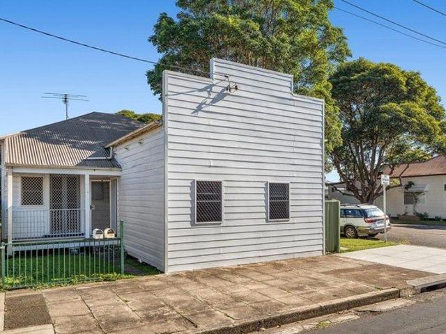 Apartment for rent in Newcastle, Newcastle-Maitland