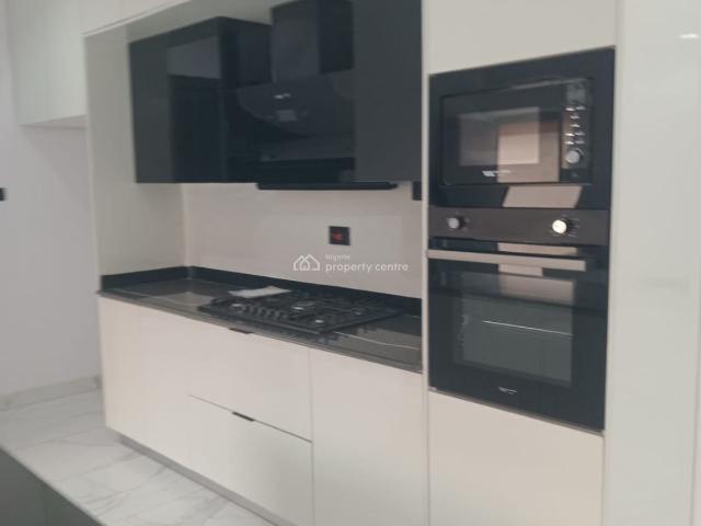 Flat for rent in Eti Osa, Lagos