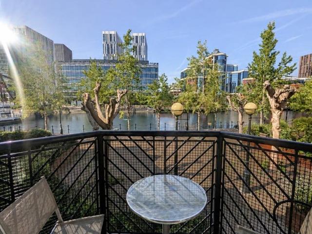 Apartment for rent in Salford Quays, Salford