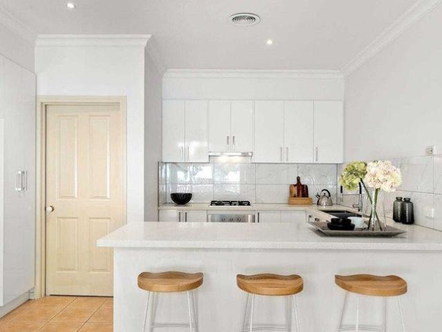 Townhouse for rent in Camerons Creek, Victoria