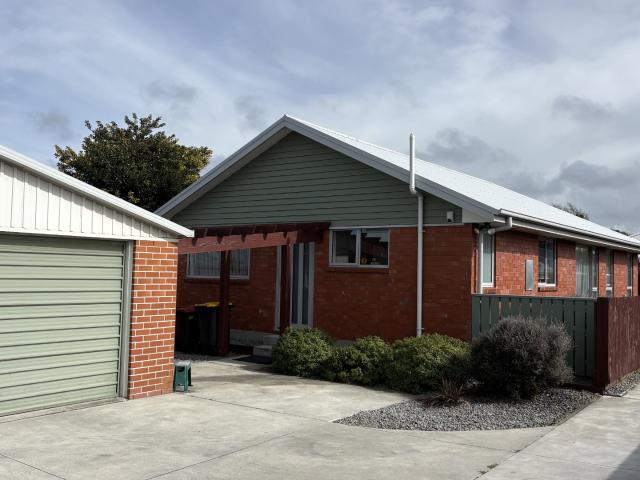 House for rent in Chaslands, Canterbury