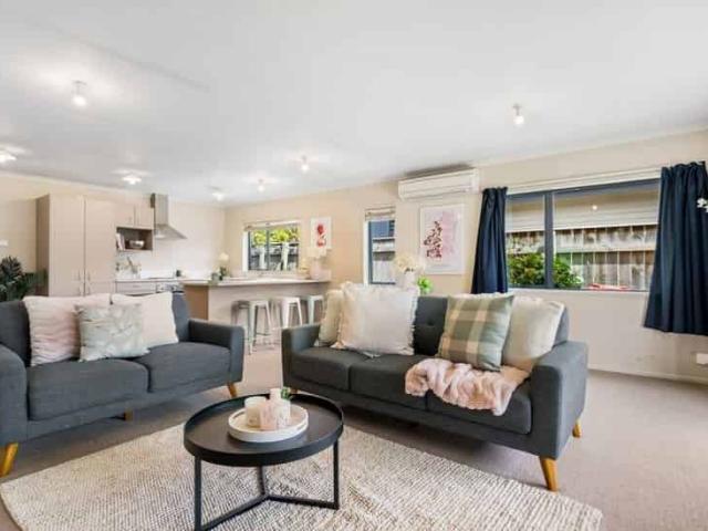House for rent in Otakou
