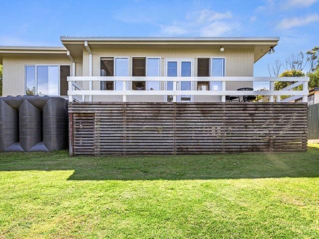 House for rent in Skenes Creek, Victoria