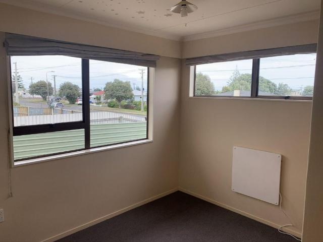 House for rent in Castlecliff, Whanganui