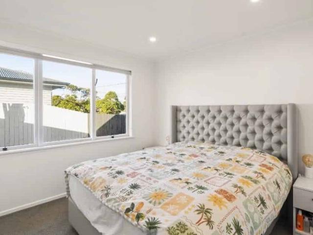 House for rent in Point England, Maungakiekie-Tāmaki