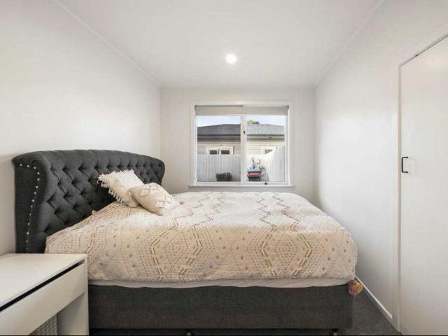 House for rent in Point England, Maungakiekie-Tāmaki