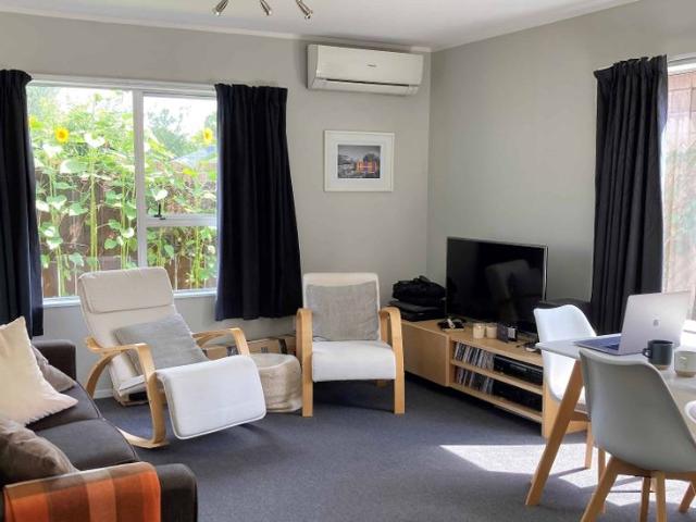 House for rent in Hamilton East, Hamilton City