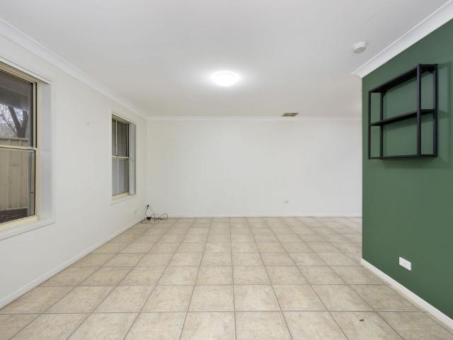 Townhouse for rent in Mardi, New South Wales