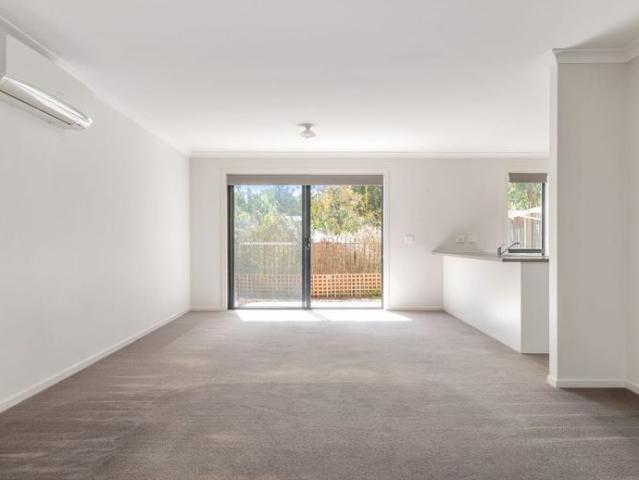 Townhouse for rent in Camerons Creek, Victoria