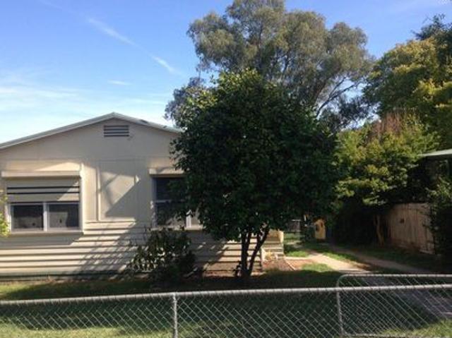House for rent in Tangambalanga, Victoria