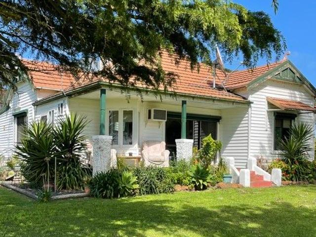 Cottage for sale in Henty, Victoria