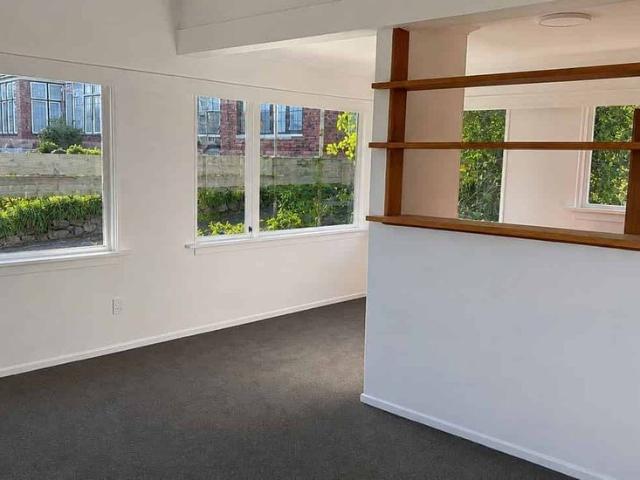 House for rent in Otakou