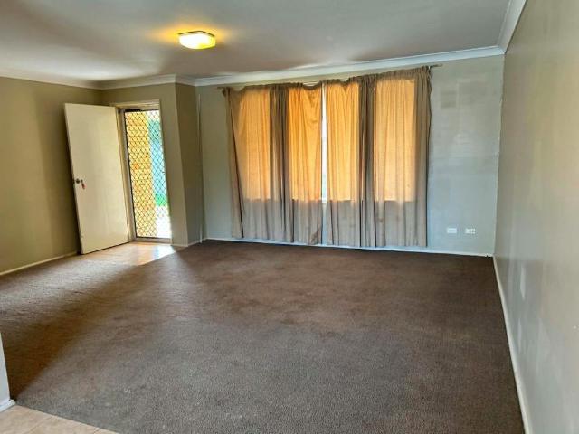 Apartment for rent in Piallamore, New South Wales
