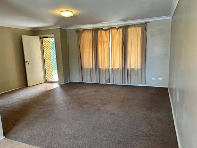 Apartment for rent in Piallamore, New South Wales