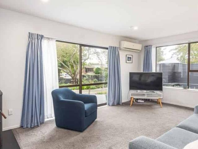 House for rent in Chaslands, Canterbury