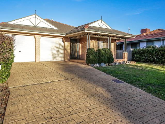 Property for rent in Nicholls, District of Gungahlin