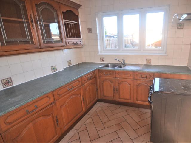Apartment for rent in Harold Hill, Greater London